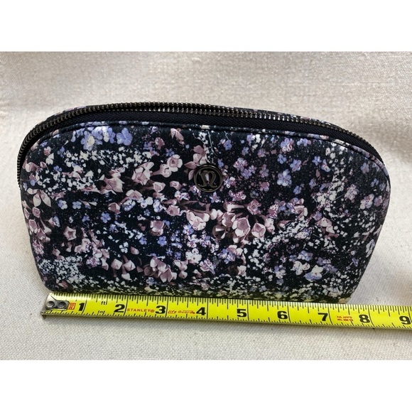 LULULEMON Sun Up Sun Down Pouch Mini - Picture 9 of 9